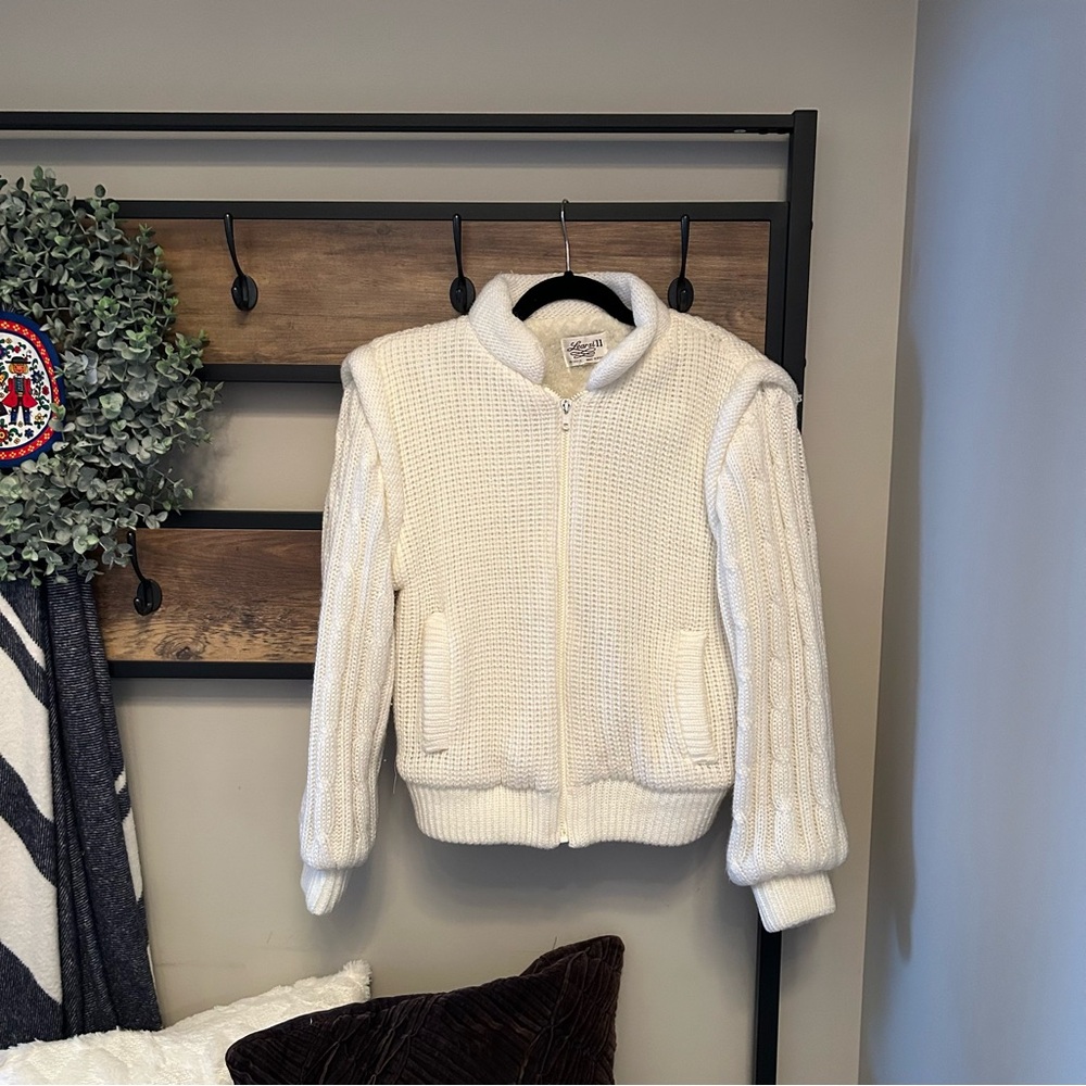 Cozy White Knit Zip-Front Cardigan Sweater